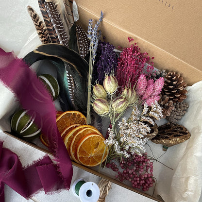 'The Classic' Christmas Wreath Kit